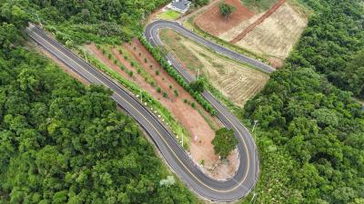 Imagem da notcia 'Estrada Morro das Batatas est totalmente pavimentada'
